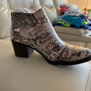 Woman’s Booties (never worn)